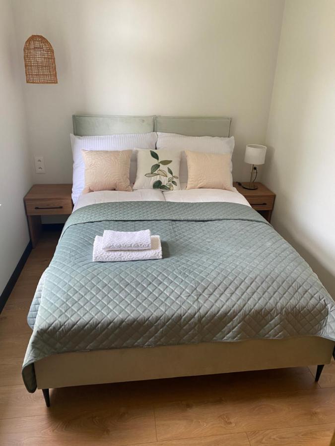 Apartamenty Przy Parku Szwedzkim Szczawno-Zdroj Exteriör bild