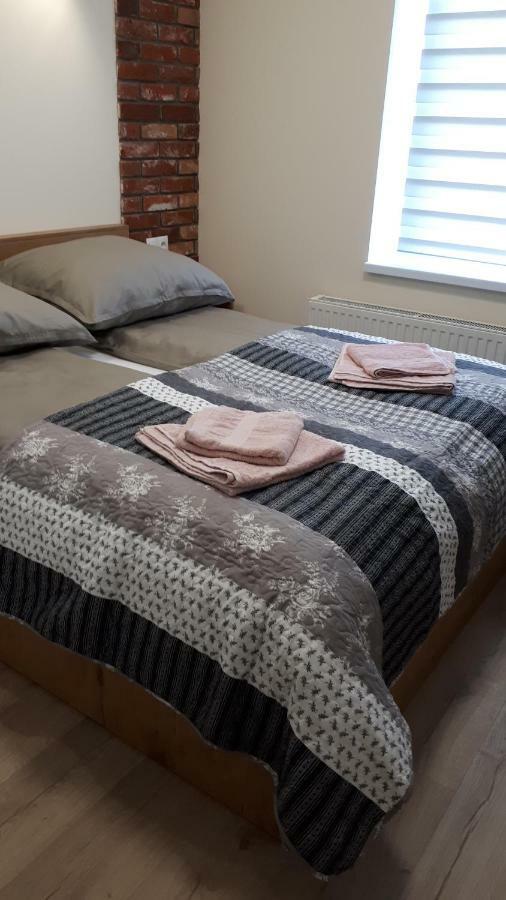 Apartamenty Przy Parku Szwedzkim Szczawno-Zdroj Exteriör bild
